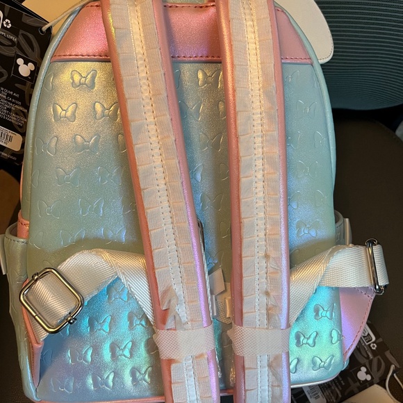 Minnie Mouse lace loungefly backpack and wallet - Picture 4 of 5